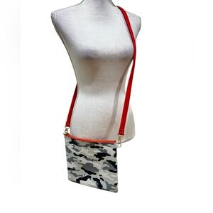 On the Go 247 gray camo Leatherette Crossbody bag goldtone zip orange strap #6